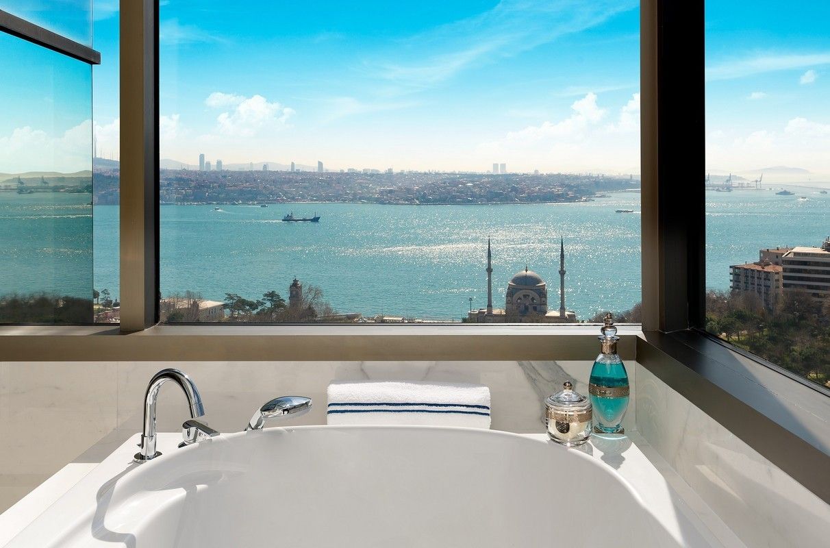 Ritz Carlton Suite with Jacuzzi & Bosphorus View